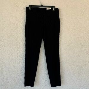 Alfani petite skinny tummy control pull on pants size 8P black with texture